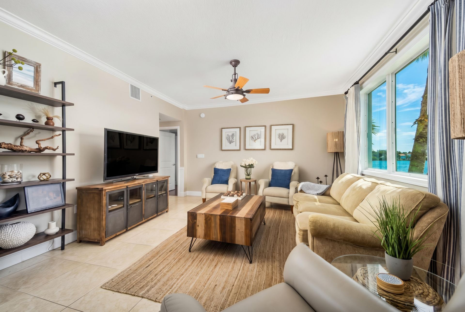 875 NW Flagler Avenue, Unit 203, Stuart, FL 34994 Photo