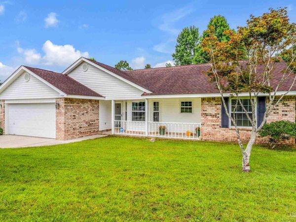 1995 Joshua Dr, Cantonment, FL 32533