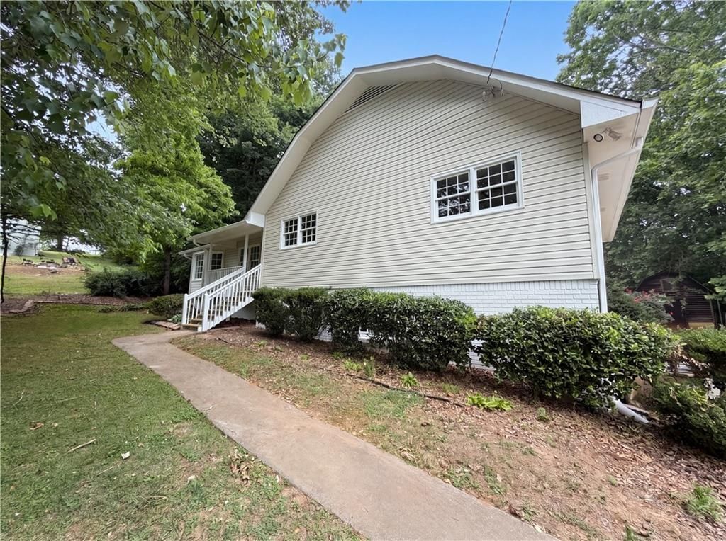 6658 Dearborn Drive, Acworth, GA 30102 Main Photo