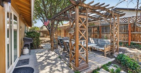 409 Sierra Street, Fernley, NV 89408 Photo