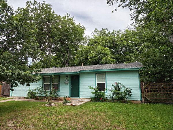3207 Locke LN, Austin, TX 78704