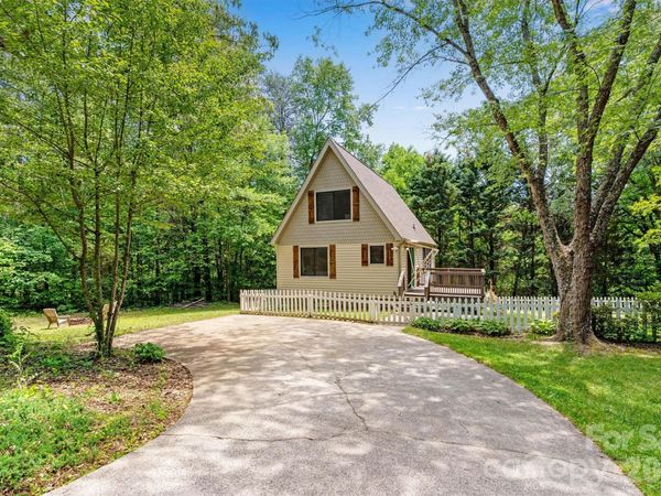 8347 Cedar Circle , Connelly Springs, NC 28612