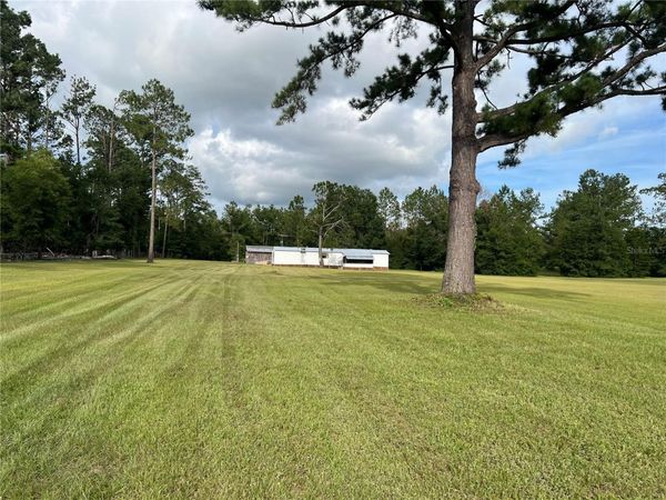 12482 161ST ROAD , LIVE OAK, FL 32060