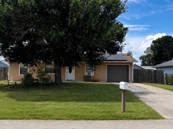 1271 SW Porter Road, Port St. Lucie, FL 34953