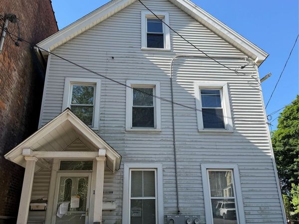 1 Gifford Avenue , Poughkeepsie, NY 12601