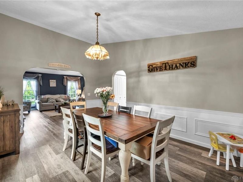 141 Camelot Drive, Urbana, OH 43078 Photo 15