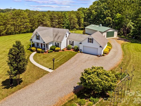 339 Johnson Farm Road, Hiddenite, NC 28636