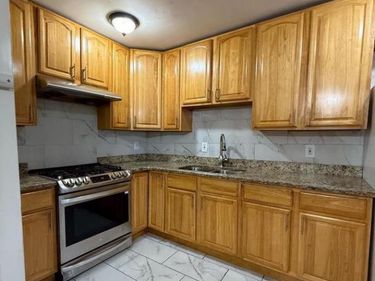 4240 SHEFFIELD AVENUE , PHILADELPHIA, PA 19136