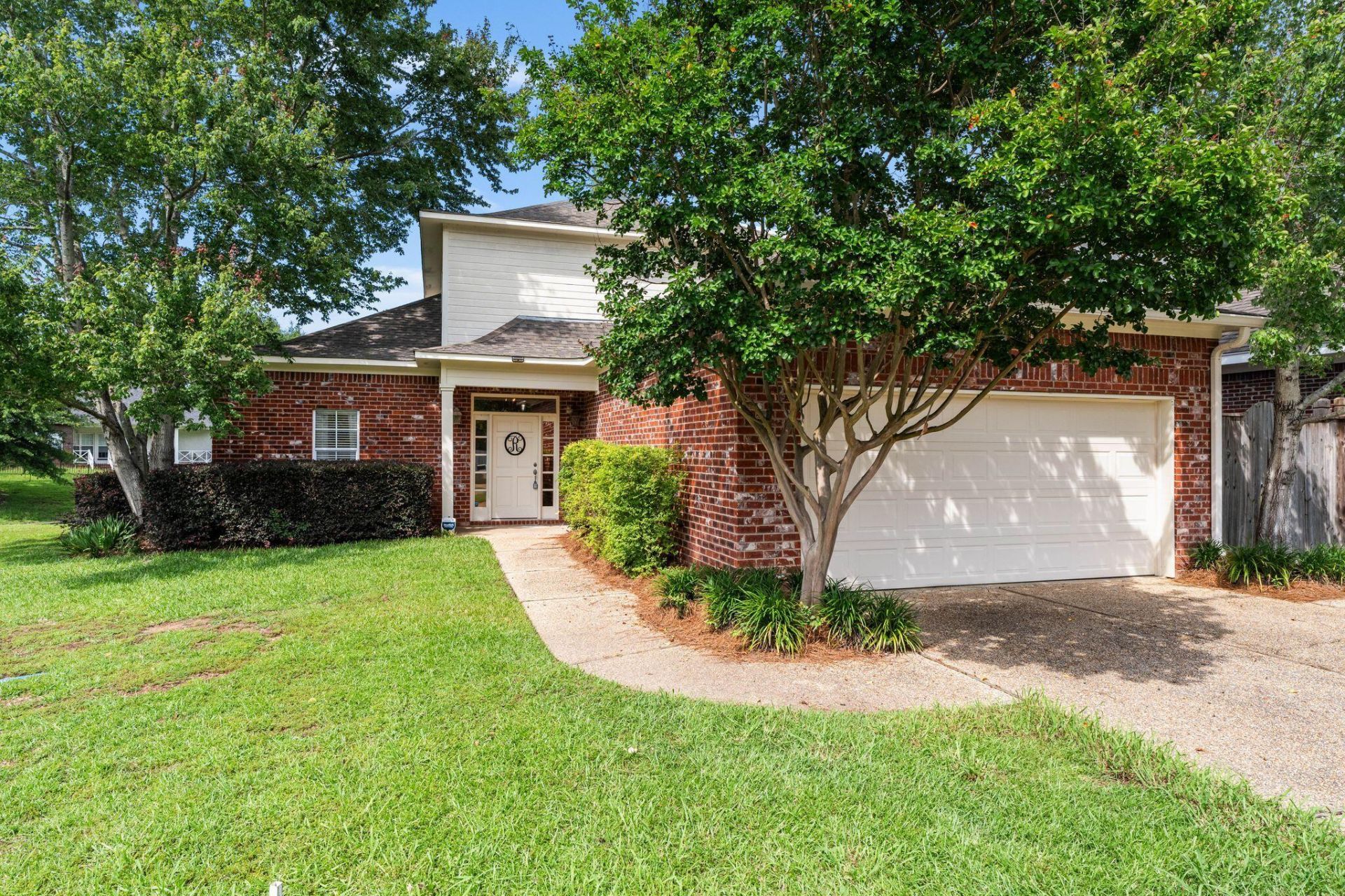 32 West Shore Dr., Hattiesburg, MS 39402 Main Photo