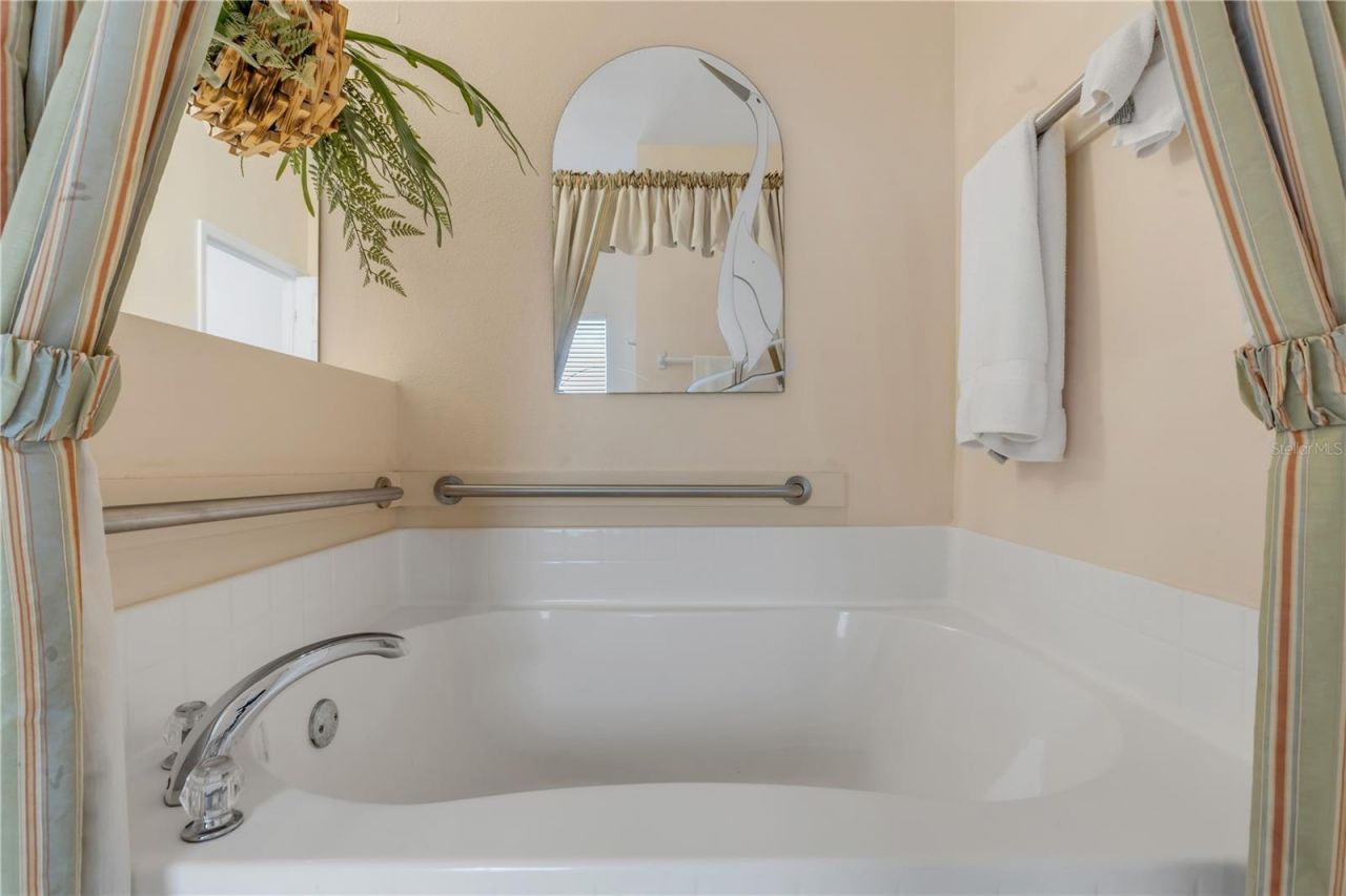 349 Mariners Gate Drive , Edgewater, FL 32141 Photo