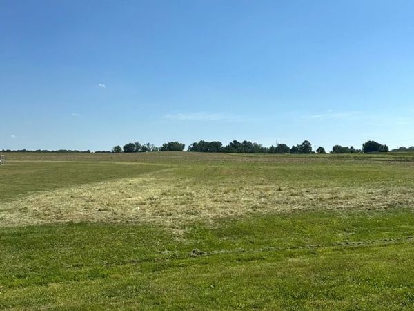 591 White Rd , Unit 3, Portland, TN 37148