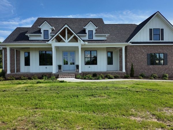 3106 Matts Hollow Rd , Manchester, TN 37355