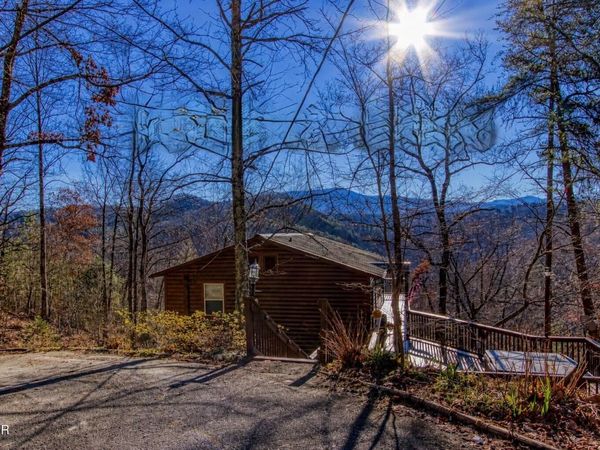 2644 Overholt Trail, Sevierville, TN 37862