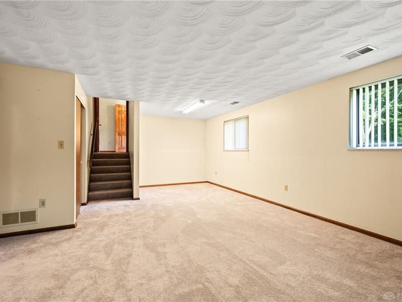 4926 Phillipsburg Union Road, Clayton, OH 45322 Photo 45