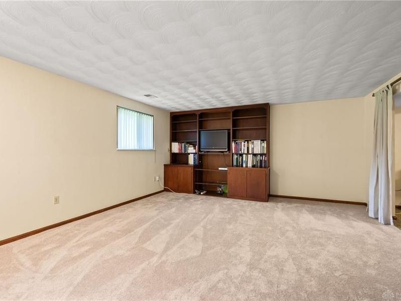 4926 Phillipsburg Union Road, Clayton, OH 45322 Photo 46