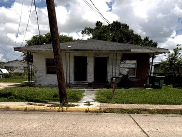 1525 BONVILLAIN Street, Houma, LA 70360