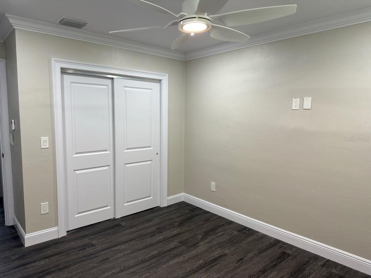 6743 Burlington Avenue N, Saint Petersburg, FL 33710 Photo