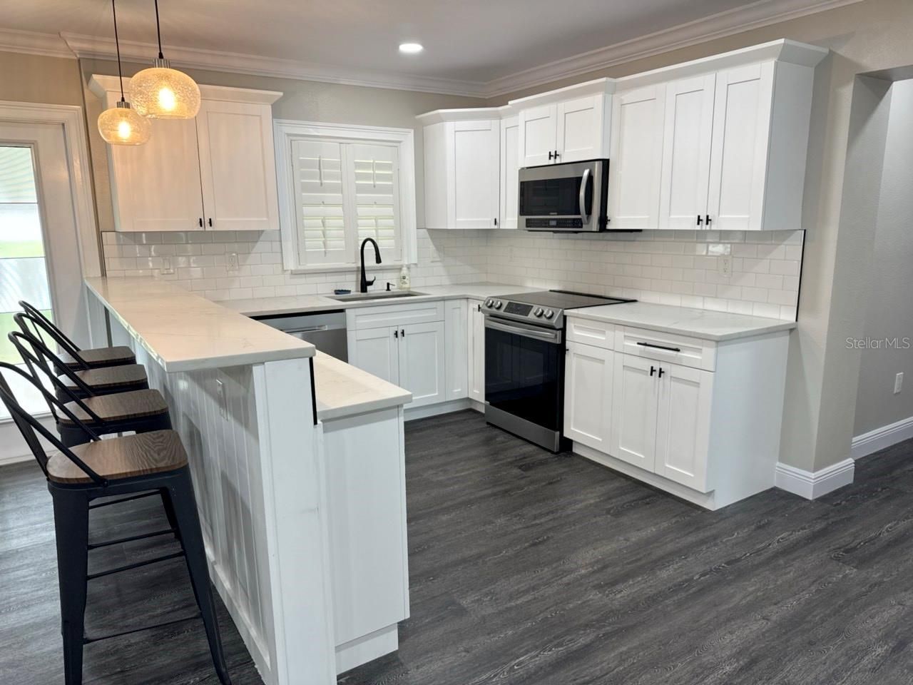 6743 Burlington Avenue N, Saint Petersburg, FL 33710 Photo