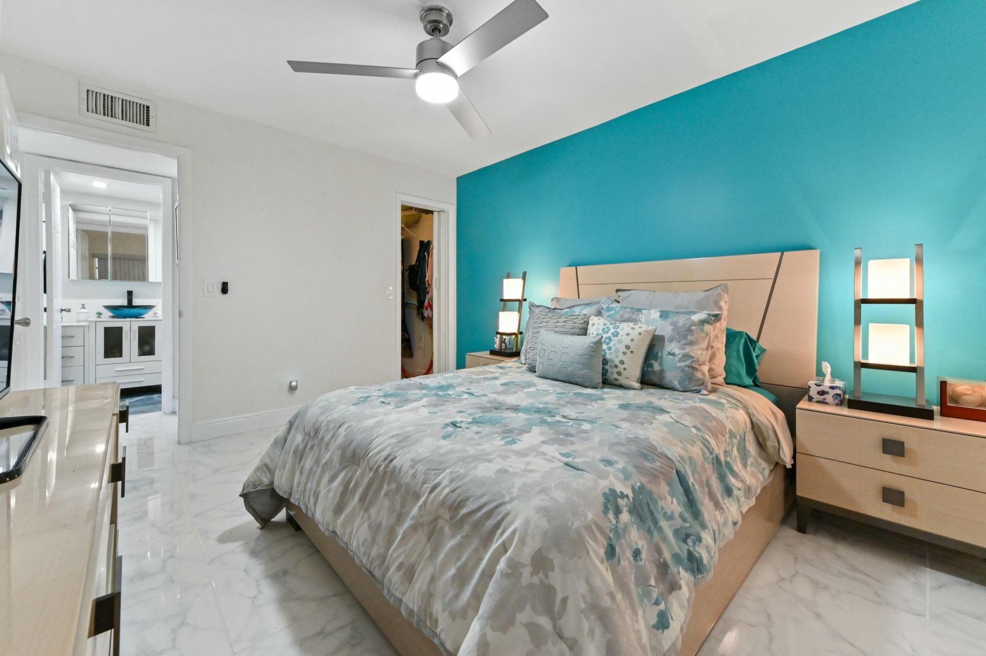 548 Burgundy L, Delray Beach, FL 33484 Photo