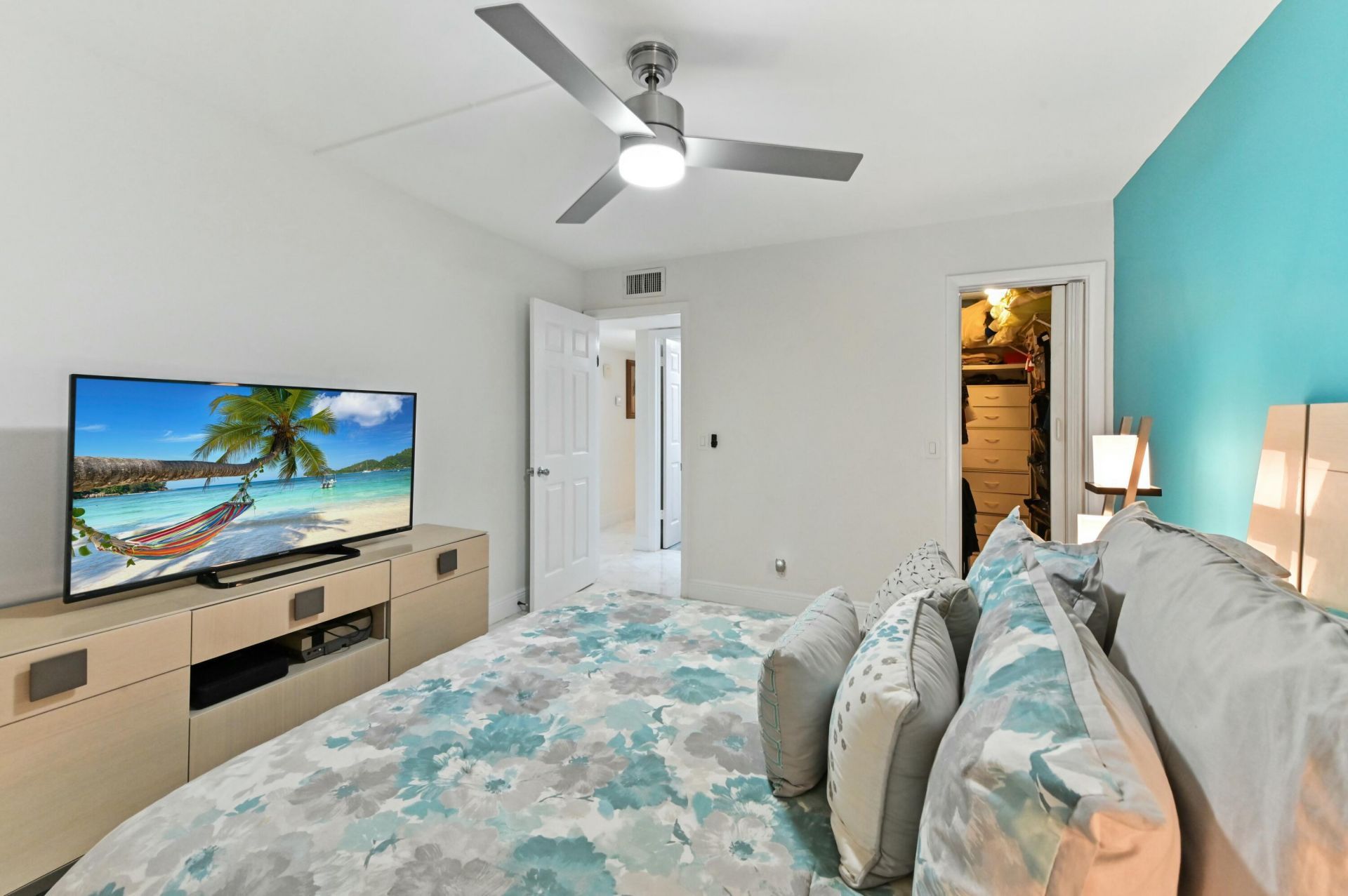 548 Burgundy L, Delray Beach, FL 33484 Photo
