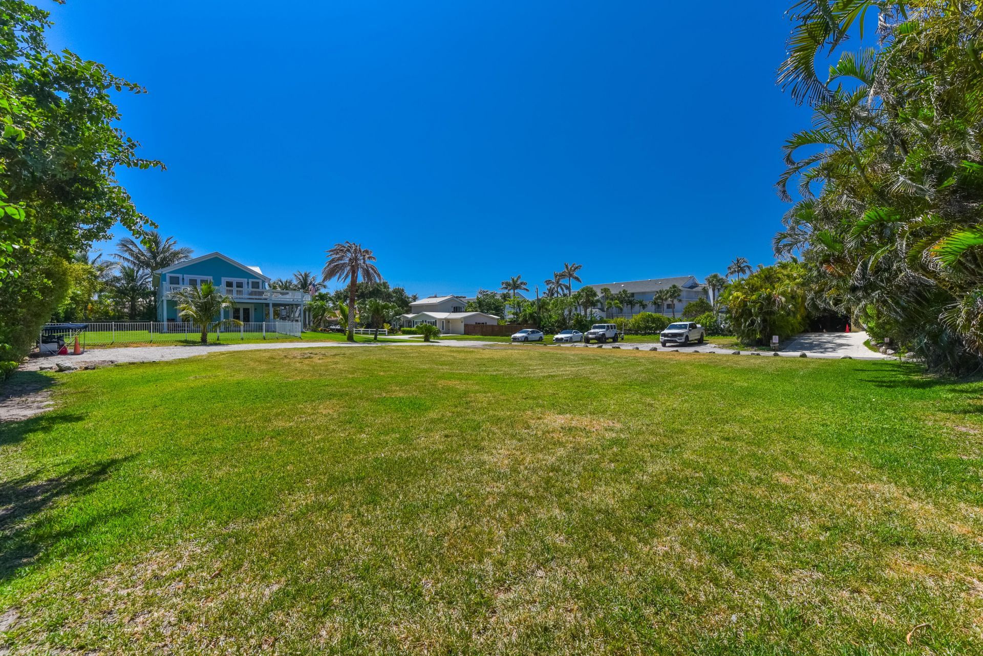 5157 NE Shore Village Terrace, Hutchinson Island, FL 34996 Photo