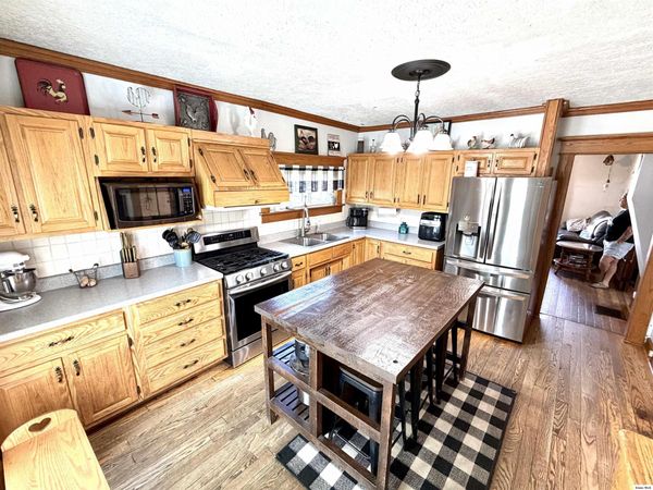 25908 New Guilford Road, Bladensburg, OH 43005