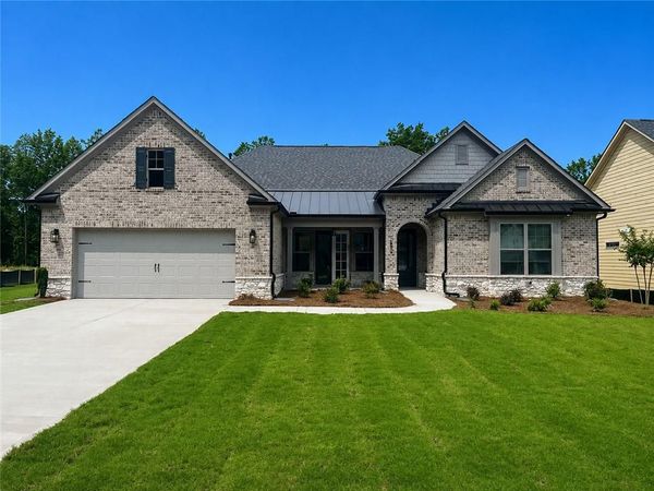 621 Highgrove Circle , Canton, GA 30115