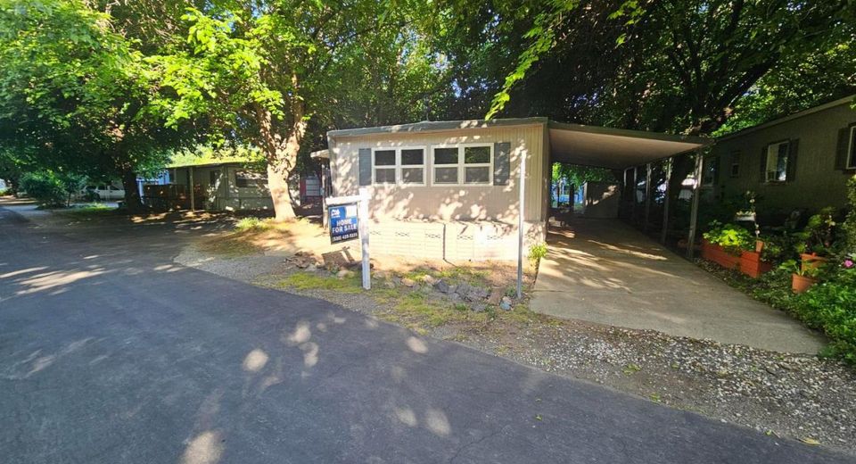 11705 Parey Ave #6, Red Bluff, CA 96080 Photo