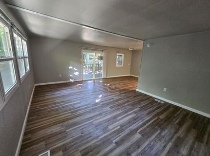 11705 Parey Ave #6, Red Bluff, CA 96080 Photo