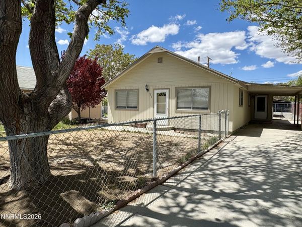 825 Franklin Avenue, Lovelock, NV 89419