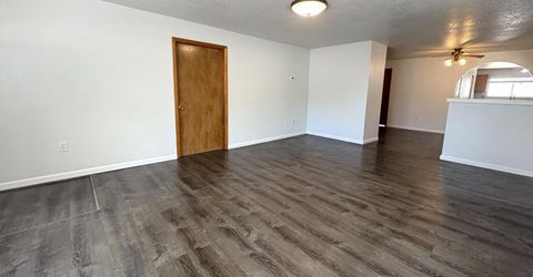 825 Franklin Avenue, Lovelock, NV 89419 Photo