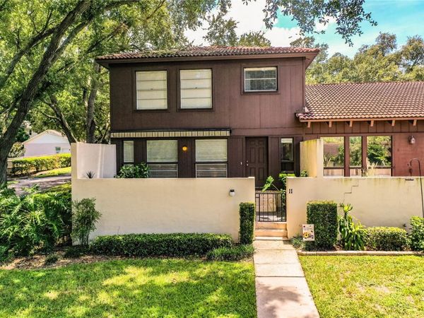11 LOMA VERDE , Unit 11, LAKELAND, FL 33813
