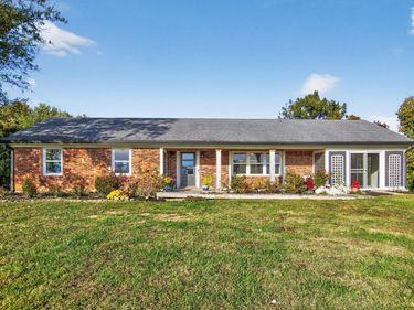 445 Ashley Camp Road, Harrodsburg, KY 40330