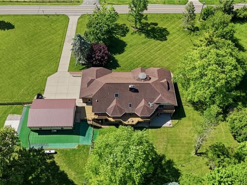 2546 Lantz Road, Beavercreek, OH 45434 Photo 2