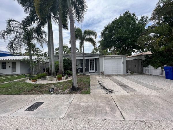 819 SW 9th Terrace, Fort Lauderdale, FL 33315
