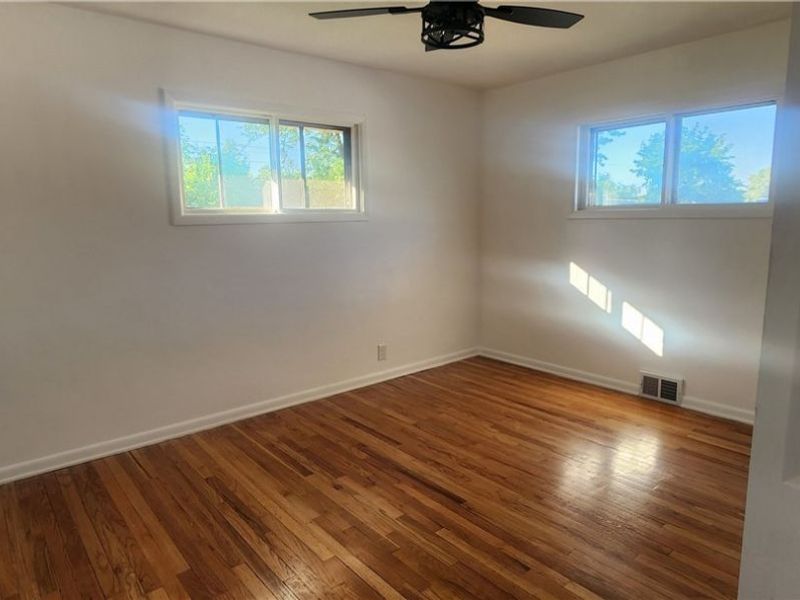 Warrensville Heights, OH 44128 Photo 11