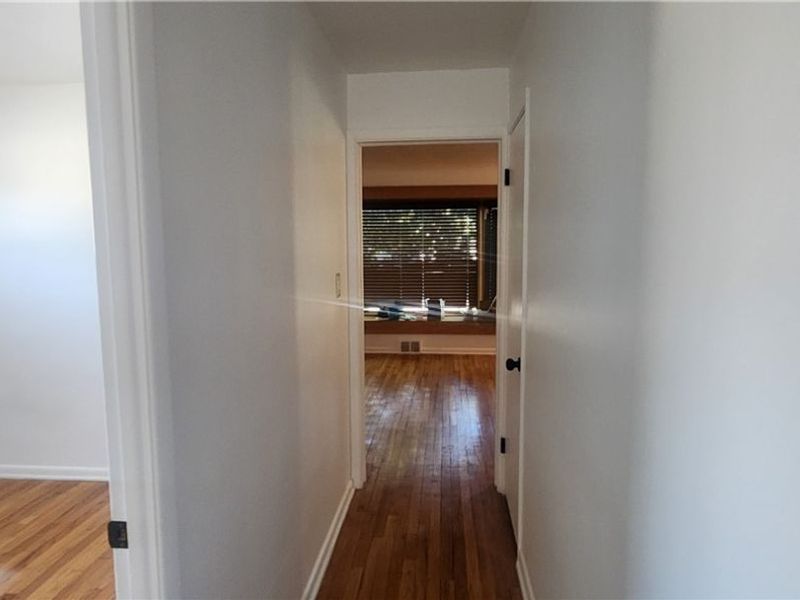 Warrensville Heights, OH 44128 Photo 12
