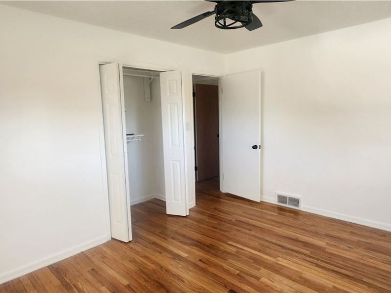 Warrensville Heights, OH 44128 Photo 5