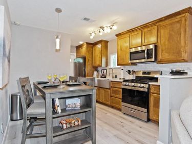 1810 Shaw Street, Dallas, TX 75212
