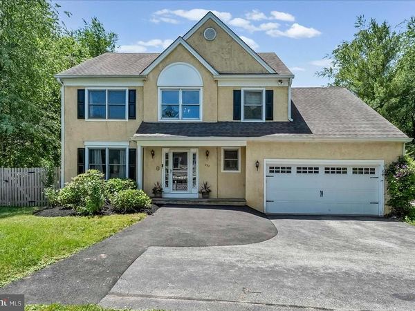 252 HIGHLAND AVENUE, WAYNE, PA 19087