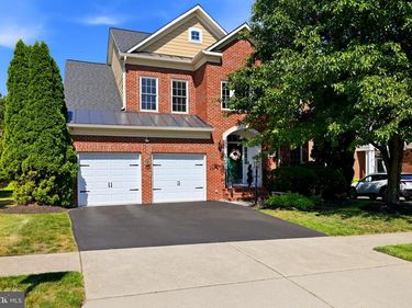 19167 CHARTIER DRIVE, LEESBURG, VA 20176