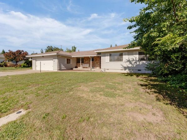 4936 Brookglen Way, Carmichael, CA 95608