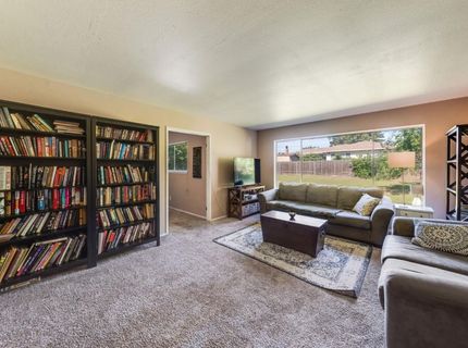 4936 Brookglen Way, Carmichael, CA 95608 Photo
