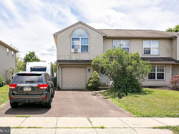 1107 SCHOOL HOUSE LANE, QUAKERTOWN, PA 18951