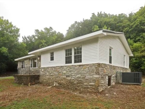 253 Shelbyville Hwy, Fayetteville, TN 37334