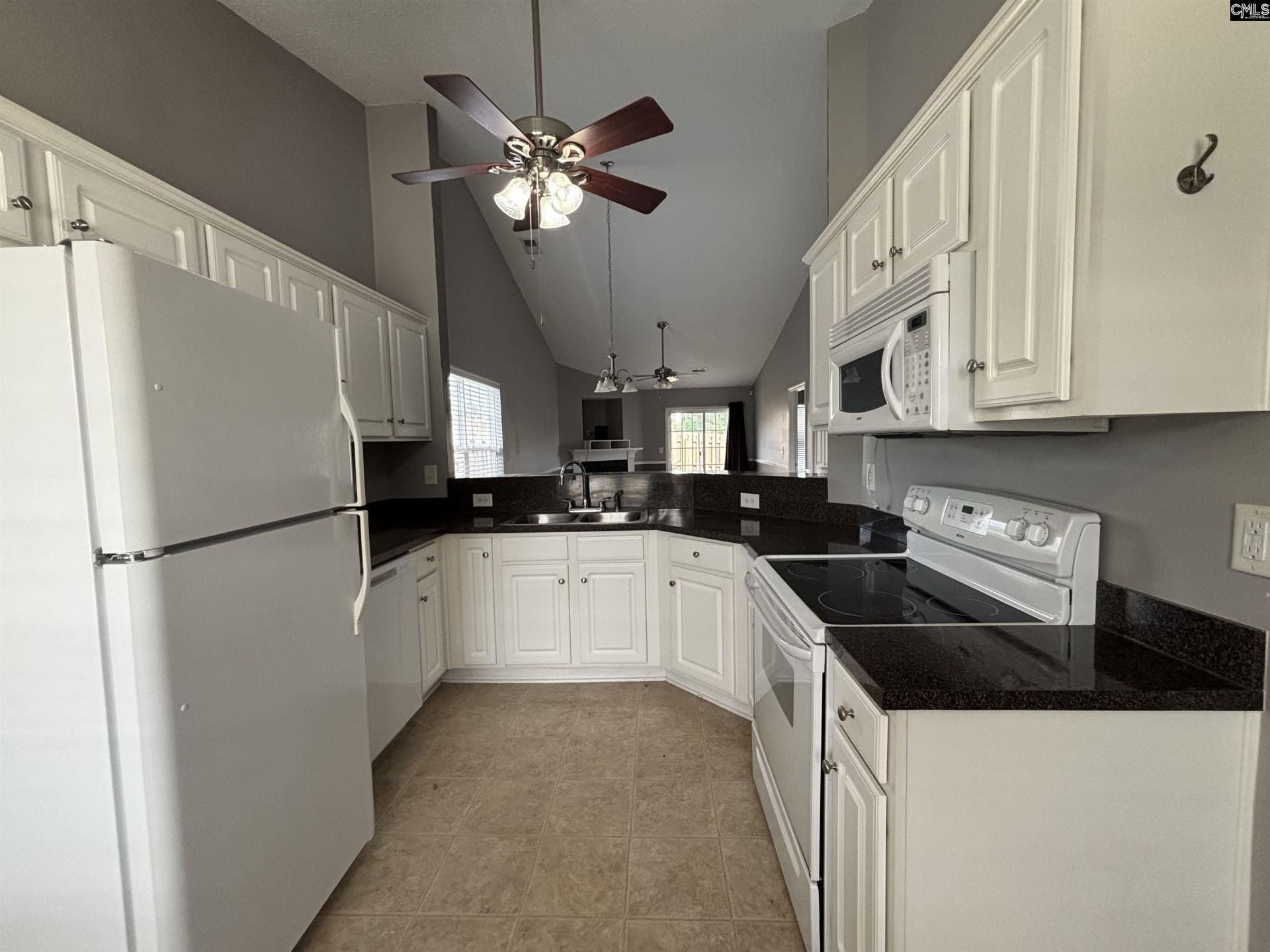 54 Monmouth Court Photo 15