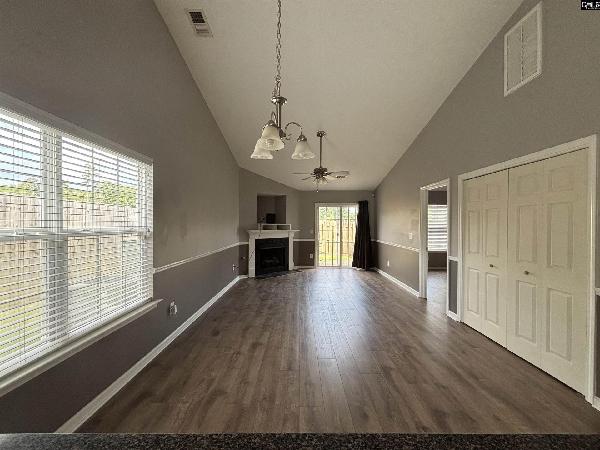 54 Monmouth Court Photo 16