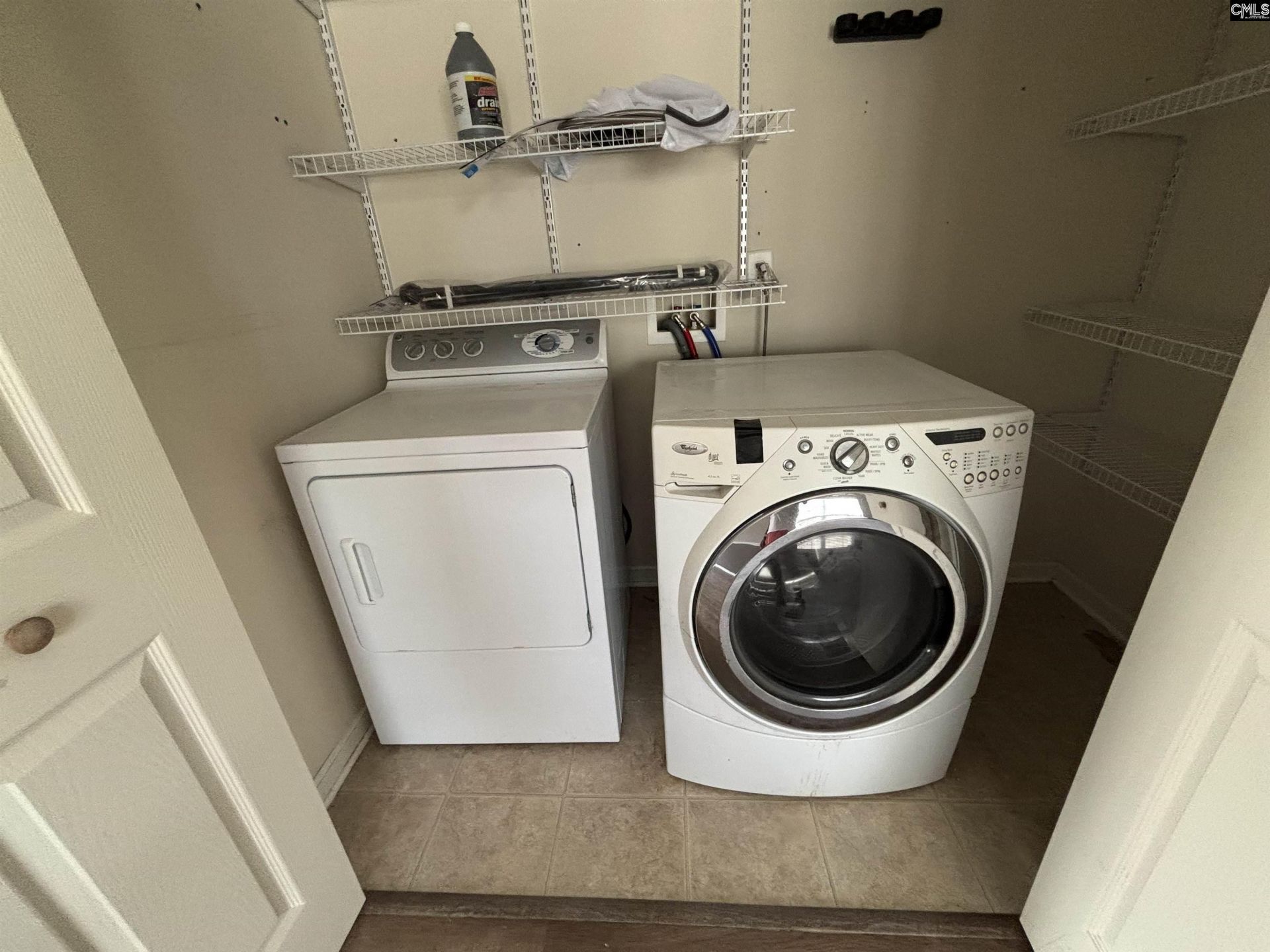 54 Monmouth Court Photo 18