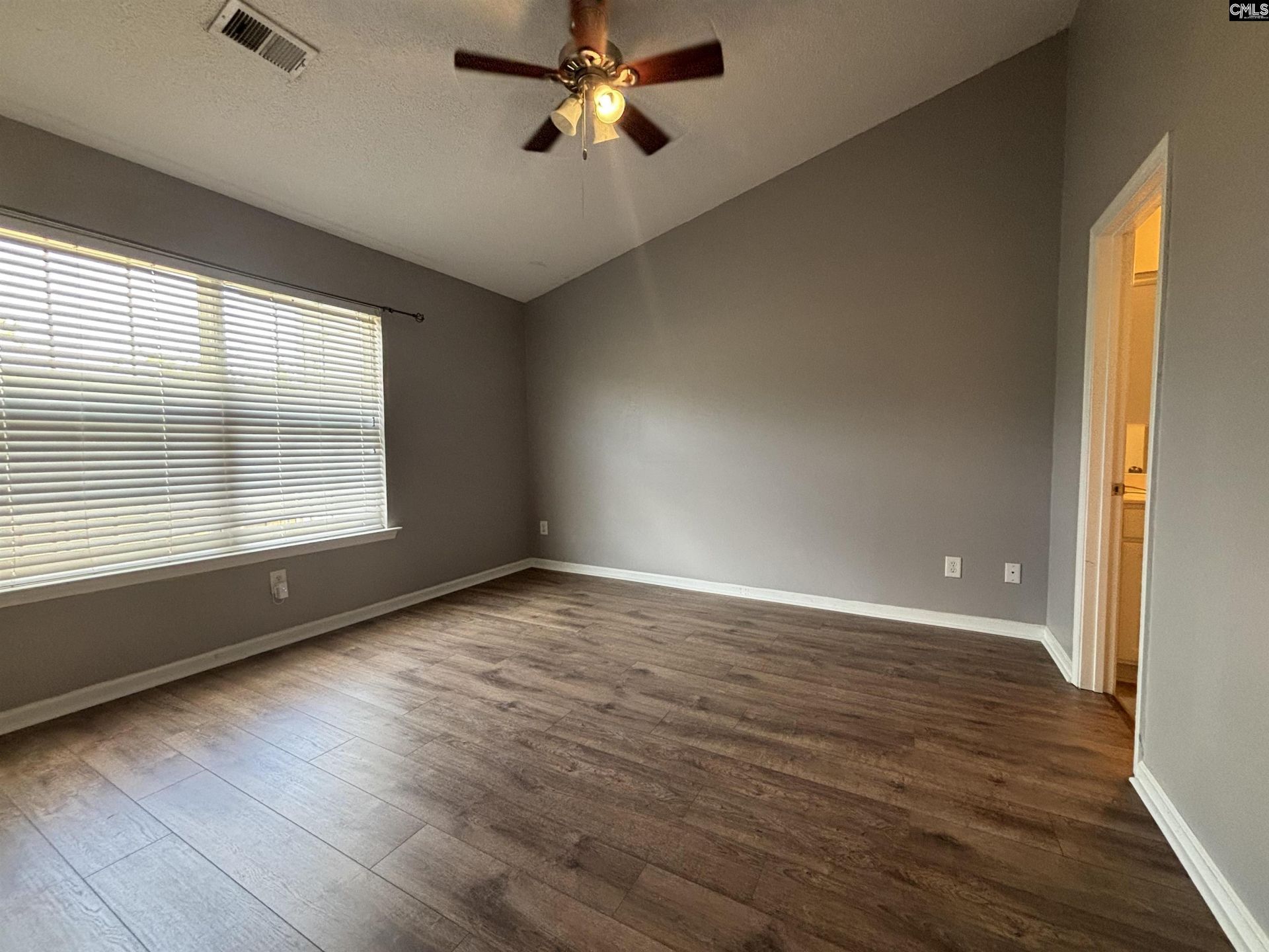 54 Monmouth Court Photo 19