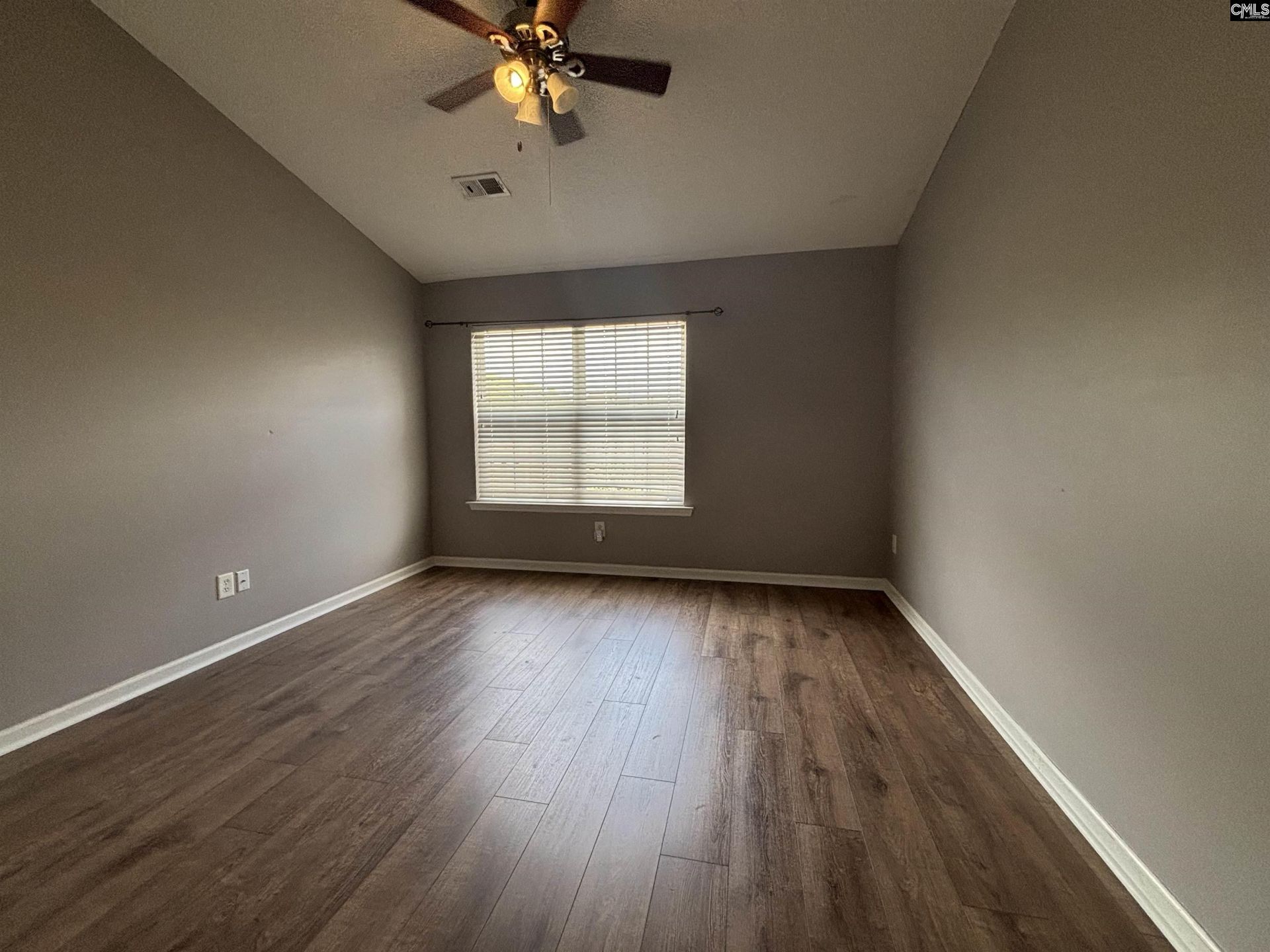 54 Monmouth Court Photo 21